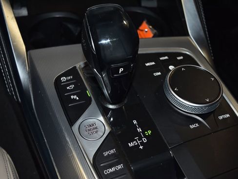 Used 2021 BMW 440i xDrive Coupe w/ Premium Package image 19