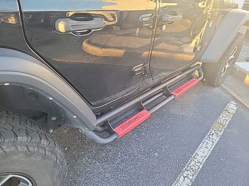 Used 2022 Jeep Wrangler Unlimited Rubicon image 10