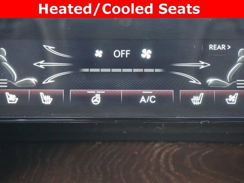 Used 2023 Genesis GV80 2.5T w/ Prestige Package image 8