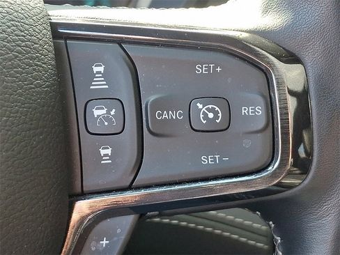 Used 2024 RAM 1500 Limited image 22