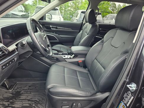 Used 2025 Kia Telluride SX w/ SX Captain's Chair Package AWD/4WD image 21