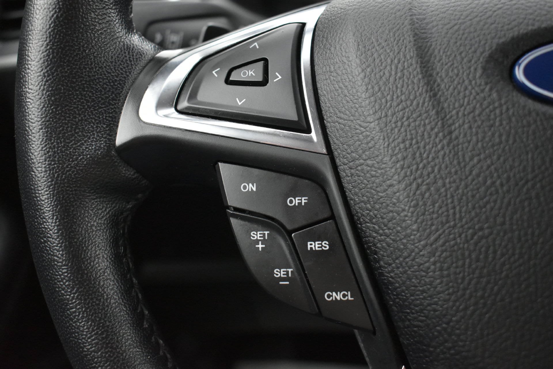 Used 2022 Ford Edge SEL w/ Convenience Package AWD/4WD image 17