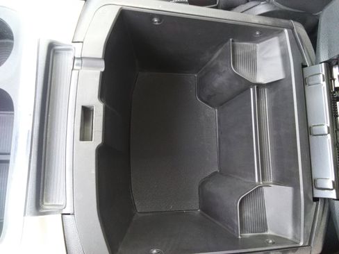 Used 2016 RAM 1500 Laramie w/ Convenience Group image 18