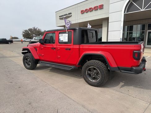 Used 2022 Jeep Gladiator Rubicon w/ Cold Weather Group image 3
