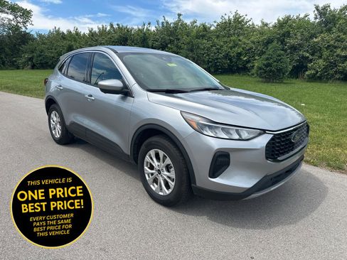 Used 2024 Ford Escape Active w/ Tech Pack #2 image 1