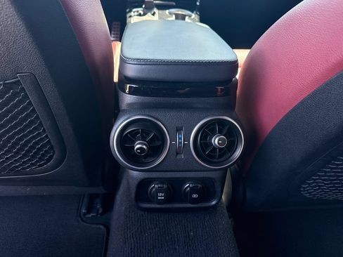 Used 2022 Kia Stinger GT-Line w/ Sun & Sound Package AWD/4WD image 12