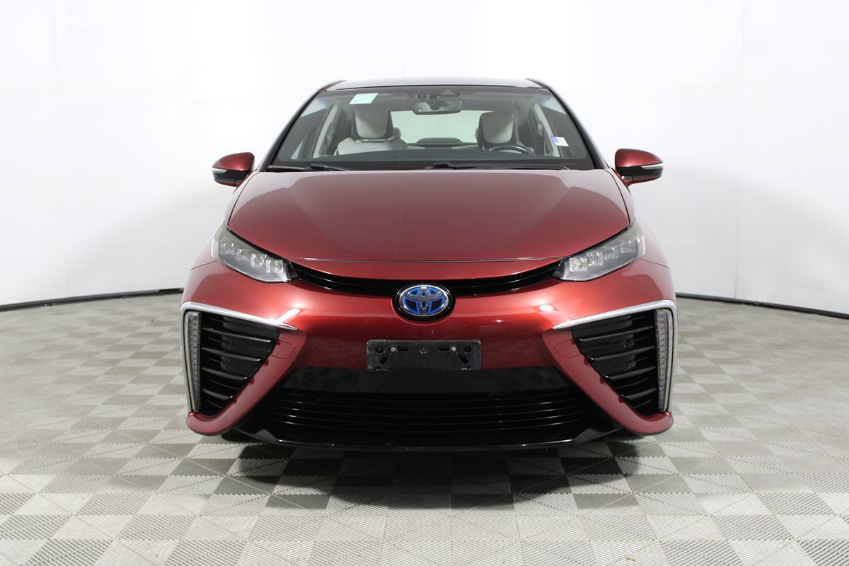 Used 2017 Toyota Mirai FWD image 2
