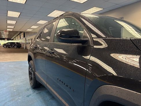 New 2026 Chevrolet Equinox LT w/ Midnight Edition AWD/4WD image 4