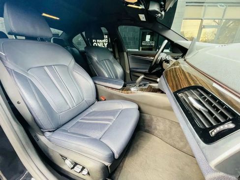 Used 2018 BMW 540i xDrive image 21