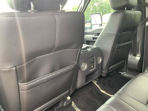 Used 2012 Ford F250 Lariat w/ Chrome Pkg AWD/4WD image 18