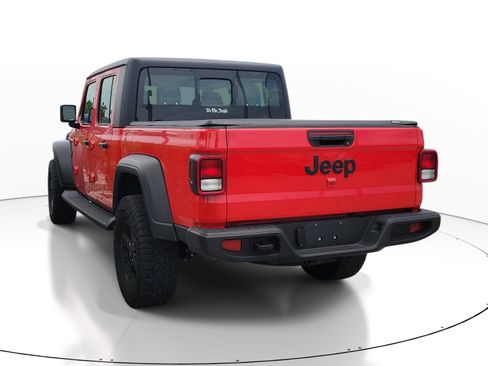 Used 2024 Jeep Gladiator Sport AWD/4WD image 7