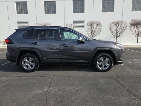 Used 2024 Toyota RAV4 LE image 9