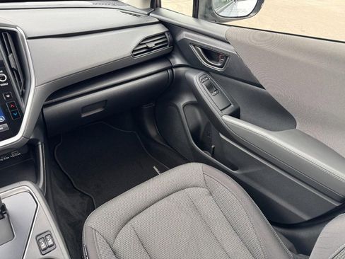 Used 2024 Subaru Crosstrek 2.0i Premium image 15