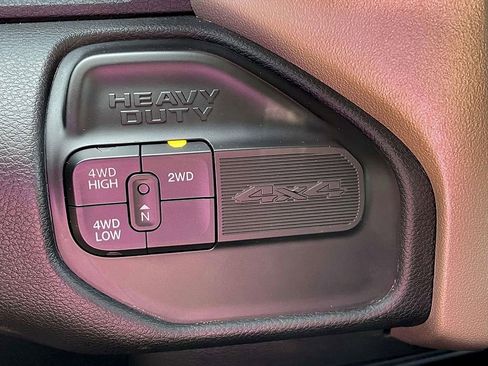 Used 2024 RAM 2500 Laramie w/ Safety Group AWD/4WD image 26