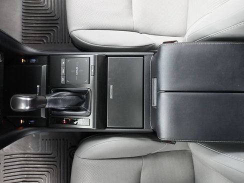 Used 2023 Lexus GX 460 w/ Black Line Special Edition AWD/4WD image 36