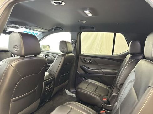 Certified 2023 Chevrolet Traverse LT w/ LT Premium Package image 13