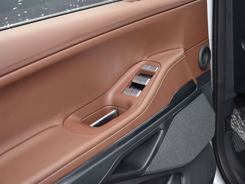 New 2026 Lincoln Navigator L Reserve image 9