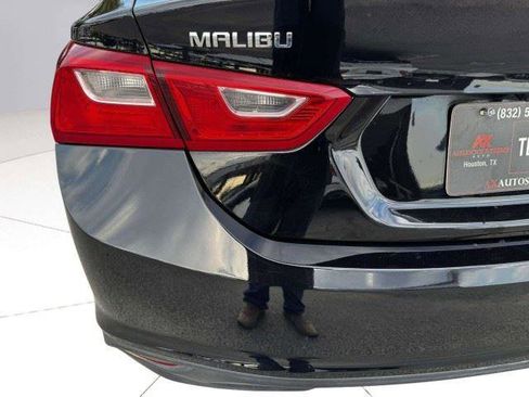 Used 2022 Chevrolet Malibu LS w/ LPO, Convenience Package 2 FWD image 16