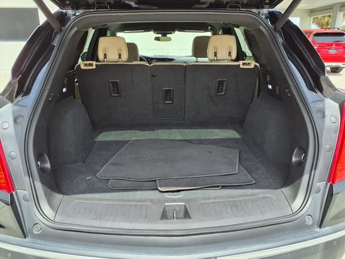 Used 2018 Cadillac XT5 FWD image 12