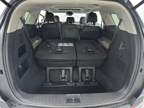 New 2026 Kia Carnival SX FWD image 17