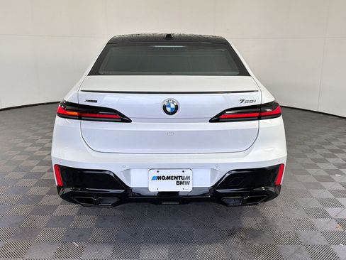 Certified 2023 BMW 760i xDrive AWD/4WD image 10
