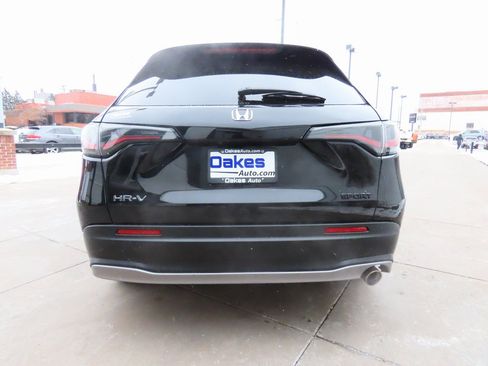 Used 2024 Honda HR-V Sport image 6