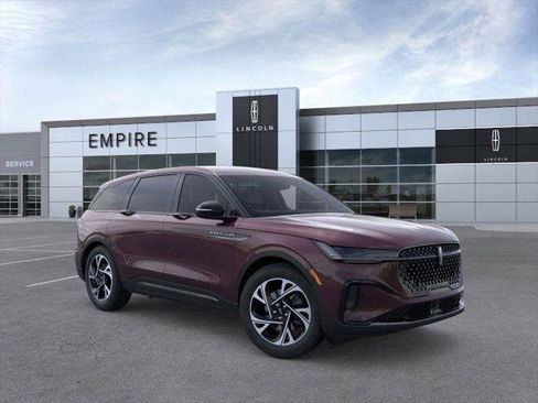 New 2025 Lincoln Nautilus Premier w/ Jet Appearance Package image 7