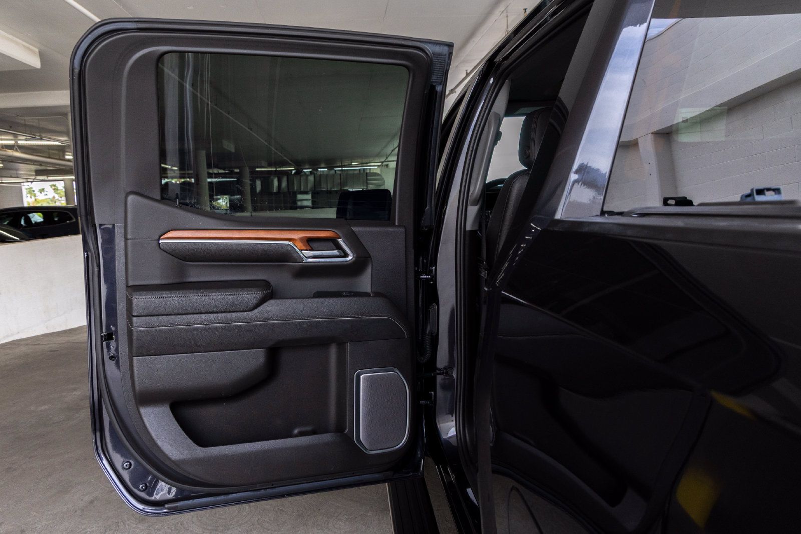 Used 2023 GMC Sierra 1500 Denali w/ Denali Reserve Package AWD/4WD image 21