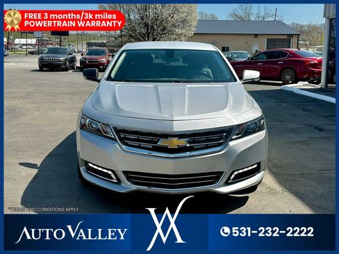 Used 2018 Chevrolet Impala LT w/ LT Convenience Package image 2