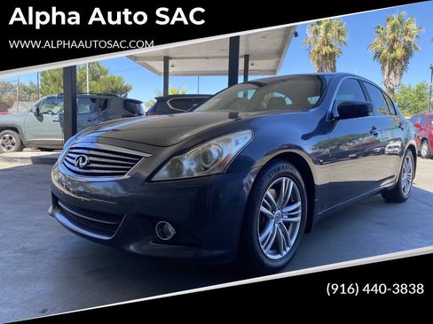 Used 2011 INFINITI G37 Journey w/ Premium Pkg RWD image 1