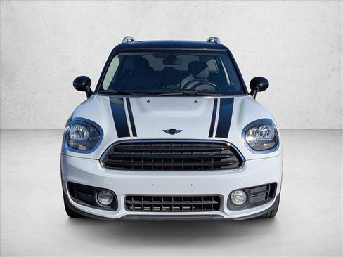 Used 2017 MINI Cooper Countryman image 2