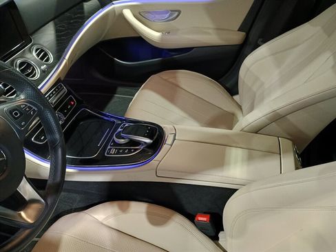 Used 2017 Mercedes-Benz E 300 4MATIC image 21