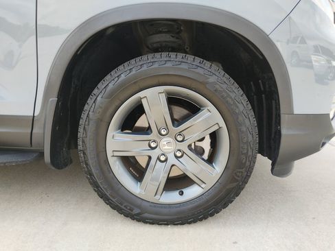 Certified 2023 Honda Ridgeline RTL image 25