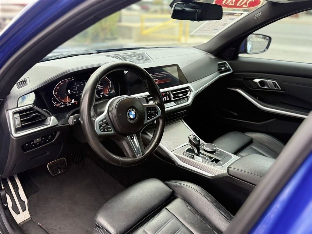 Used 2020 BMW 330i xDrive Sedan w/ M Sport Package AWD/4WD image 17
