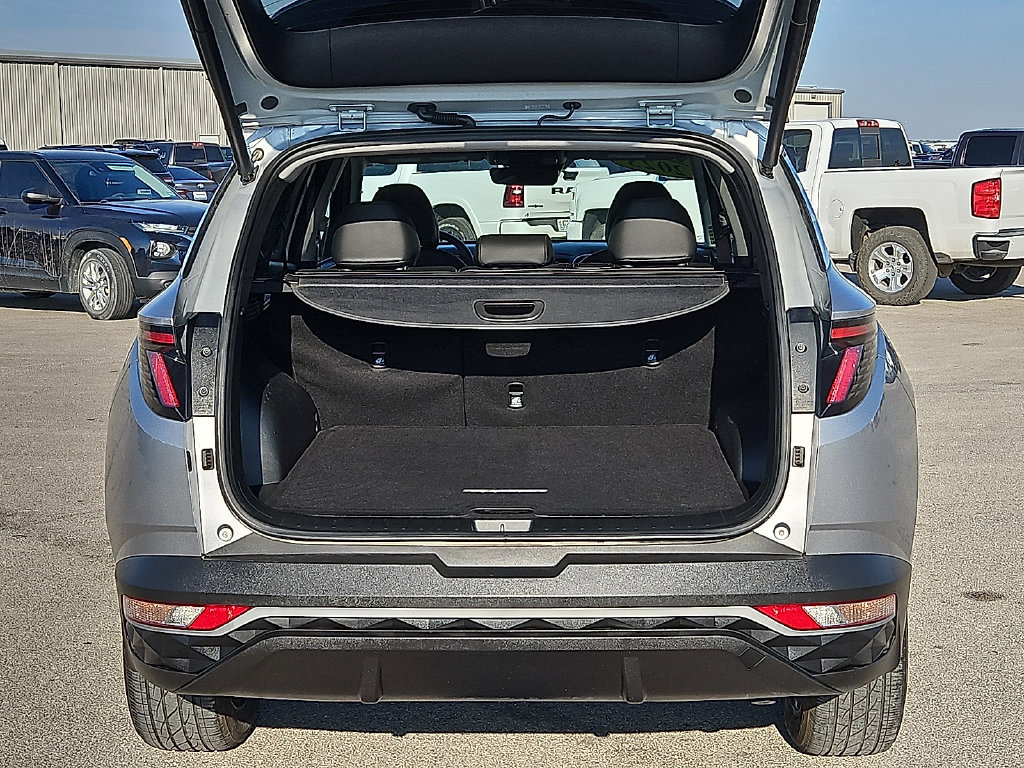 Used 2023 Hyundai Tucson SEL AWD/4WD image 16