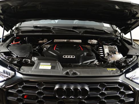 Certified 2022 Audi SQ5 Premium Plus image 16