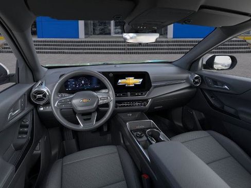 New 2026 Chevrolet Equinox LT w/ Convenience Package II image 15