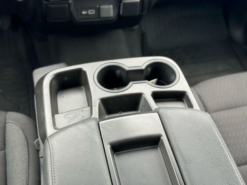 Used 2022 Chevrolet Silverado 1500 Custom image 15