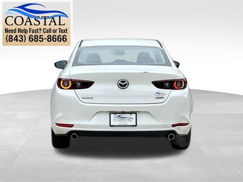 Used 2022 MAZDA MAZDA3 s FWD image 10