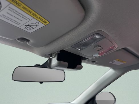 Used 2025 Kia Soul LX w/ LX Technology Package FWD image 21
