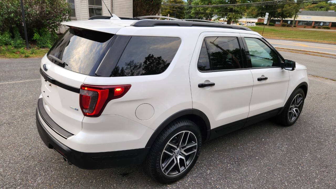 Used 2018 Ford Explorer Sport w/ Equipment Group 401A AWD/4WD image 16