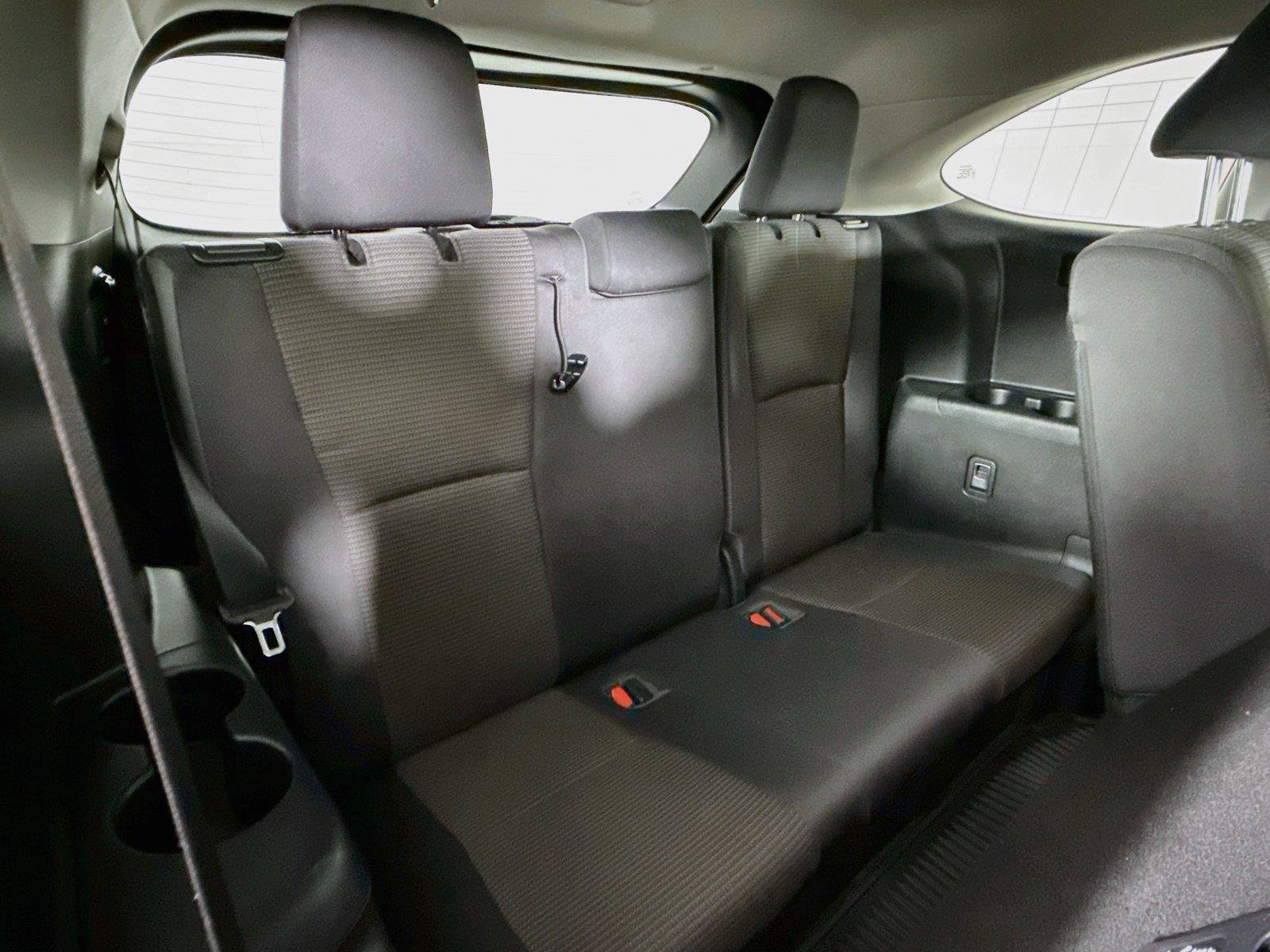 Used 2023 Toyota Highlander L FWD image 36