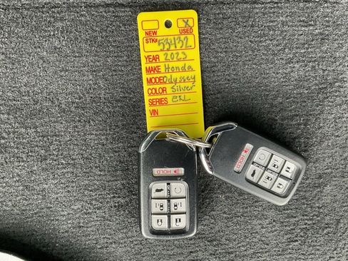 Used 2023 Honda Odyssey EX-L image 24