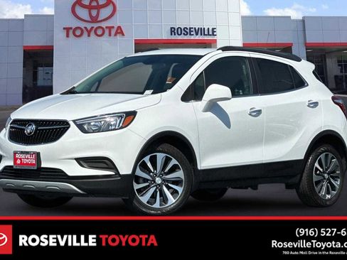 Used 2021 Buick Encore Preferred w/ Safety Package image 1