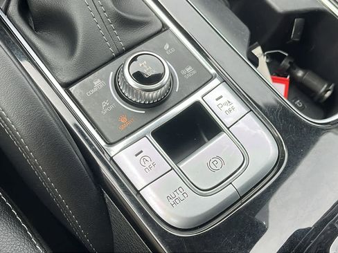 Used 2022 Kia Telluride EX w/ EX Premium Package image 27