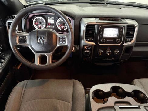 Used 2024 RAM 1500 Warlock AWD/4WD image 17
