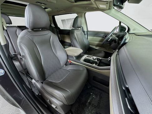Used 2026 Kia Carnival SX FWD image 30