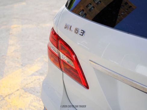Used 2015 Mercedes-Benz ML 63 AMG 4MATIC image 64