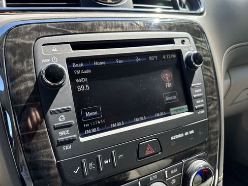 Used 2014 Buick Enclave Leather FWD image 19