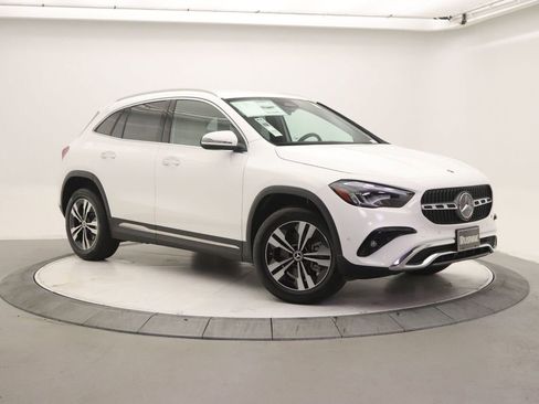 New 2026 Mercedes-Benz GLA 250 image 16